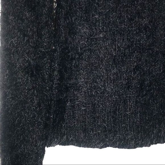 Decree Black Fuzzy Crop Sweater – Size XS - Picture 6 of 8
